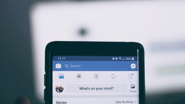 Getting Started with Facebook Touch: A Quick Guide